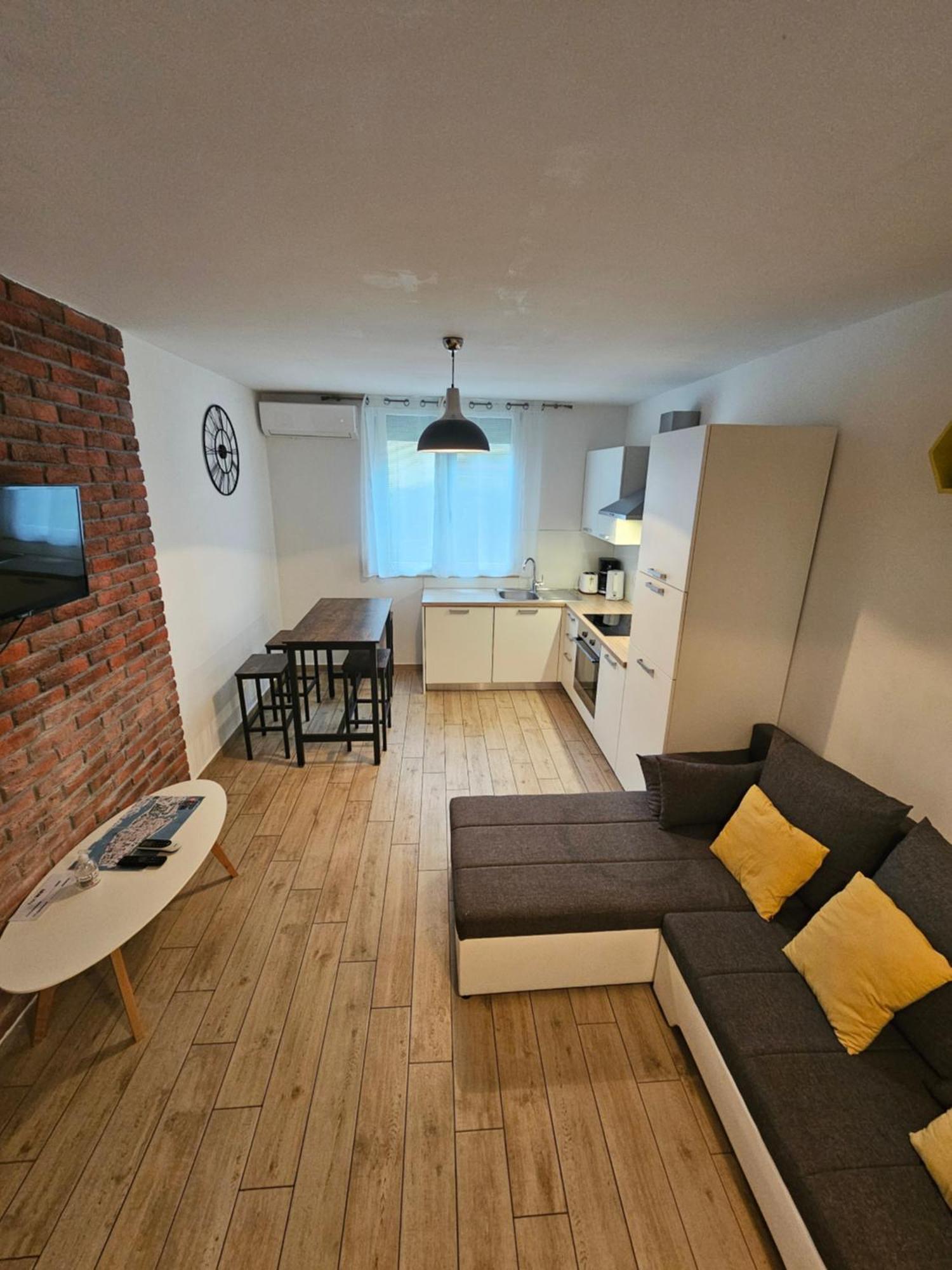 Deluxe Apartment Near The Bridge 자다르 객실 사진