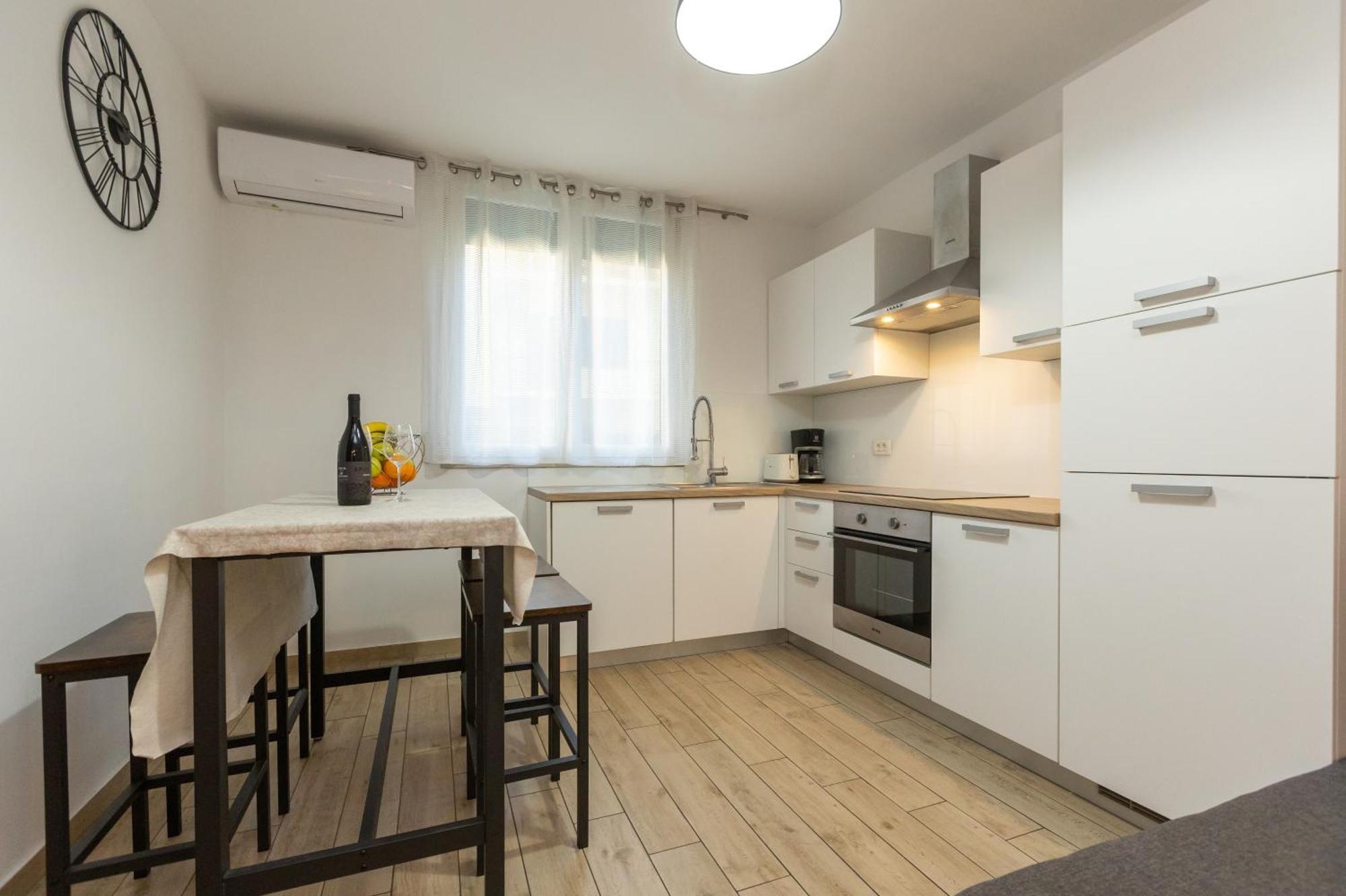Deluxe Apartment Near The Bridge 자다르 외부 사진